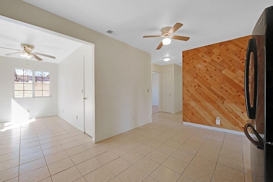 Building Photo - 1285 Boa Vista Dr