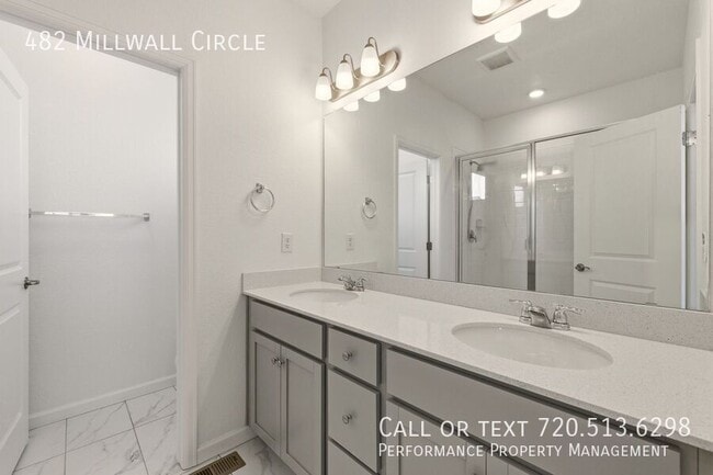 Building Photo - 482 Millwall Cir