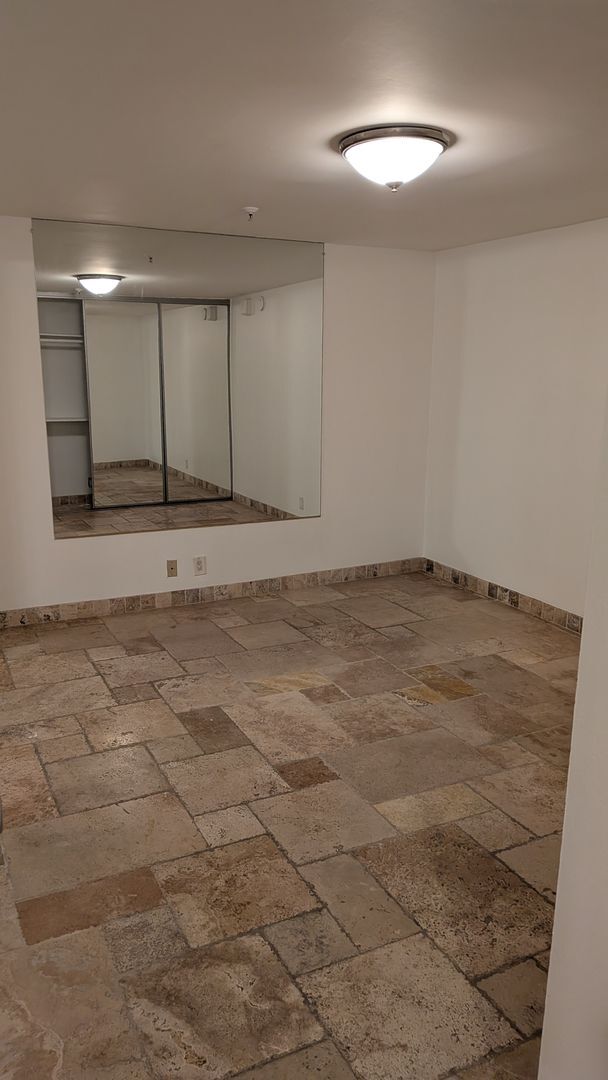 Building Photo - Oceanview 1 Bedroom with Beach Access for ...