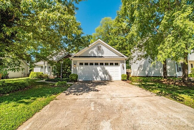 Building Photo - 3503 Brooktree Ln