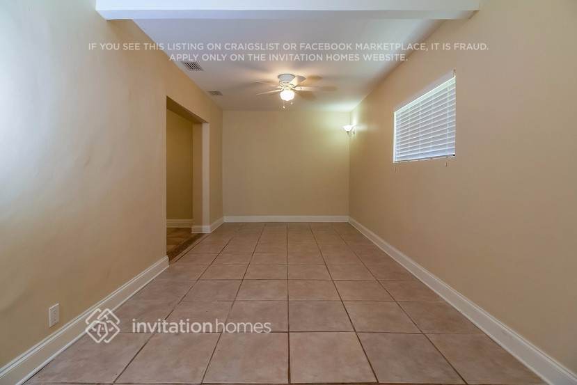 Building Photo - 7041 SW 2nd Ct