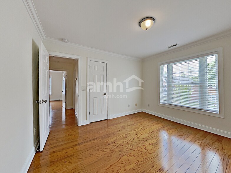 Building Photo - 2514 Firethorn Ct
