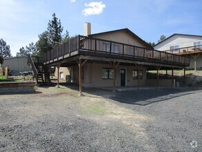 Building Photo - 2 Story House, 4 Bedrooms + Bonus Room in ...