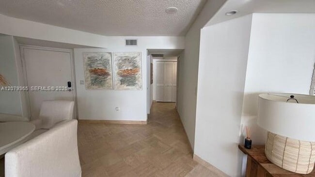 Building Photo - 15645 Collins Ave