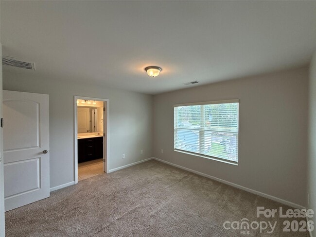 Building Photo - 1110 Keydet Dr