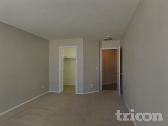 Building Photo - 40175 N Costa Del Sol Dr