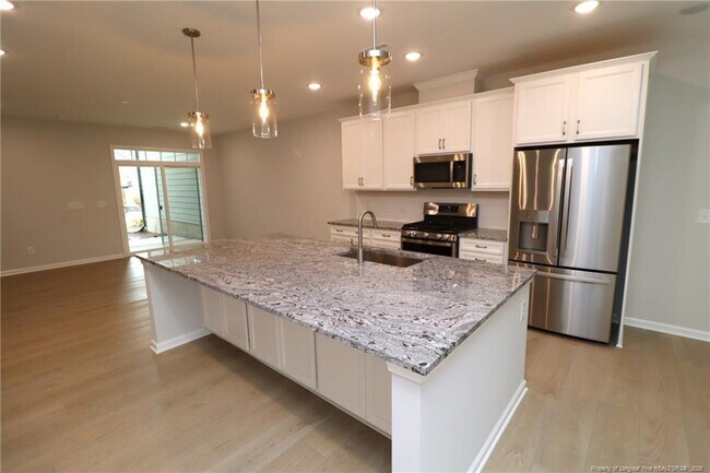 Building Photo - 3131 Cathedral Comb Dr