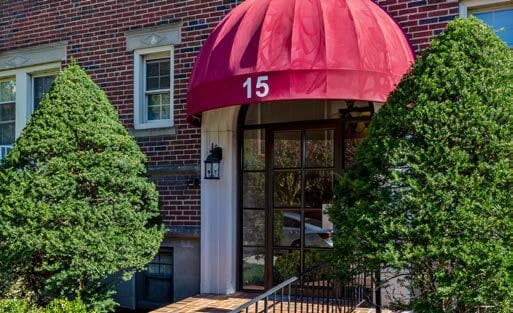 Building Photo - 15 Governors Ave