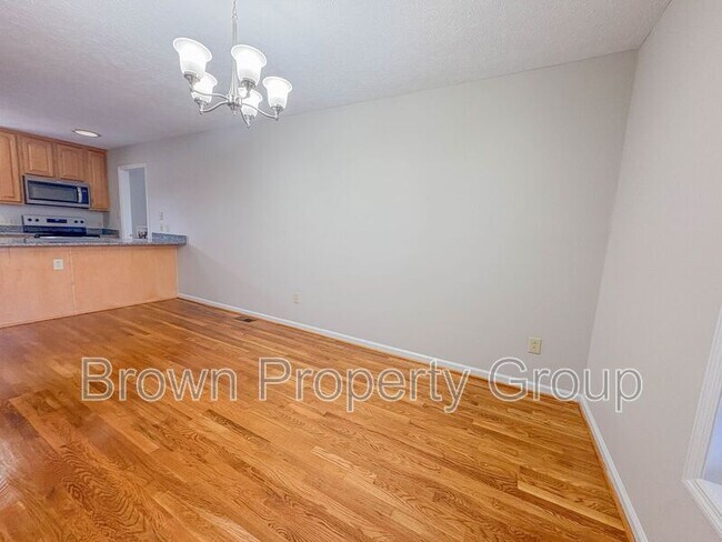 Building Photo - 4735 Camden Rd