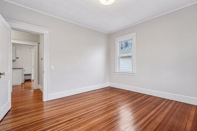 Building Photo - 1154 Anderson Ave