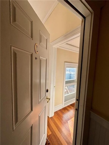 Building Photo - 22 Mt Vernon St