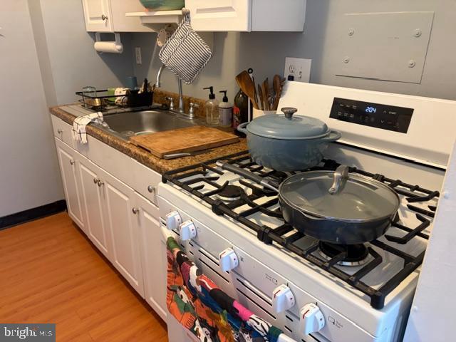 Building Photo - 1711 Massachusetts Ave NW