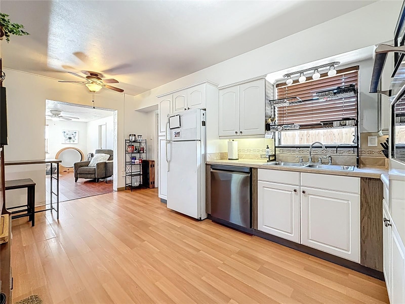 Building Photo - 3501 Beechwood Terrace