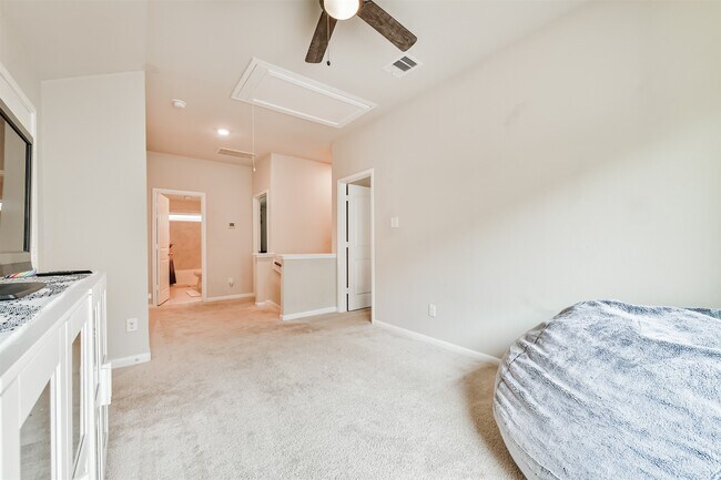 Building Photo - 533 Winburn Tide Ln