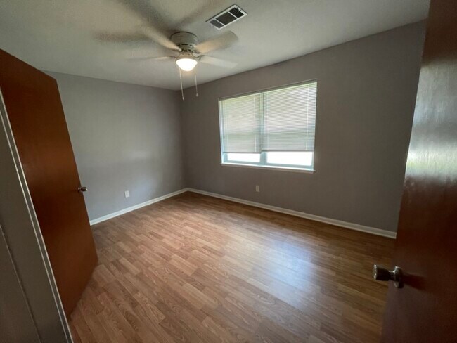 Back Mid Bedroom #5 12x14 - 2502 Sunnycrest Dr