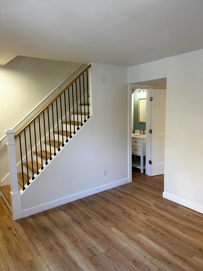Building Photo - 1508 Theresa Dr