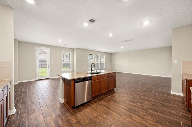 Building Photo - 14626 Lofty Cedar Dr