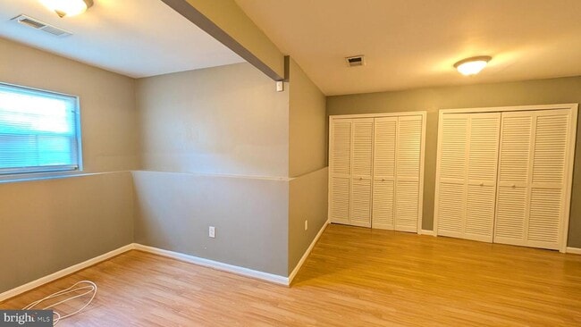Building Photo - 424 Lilac Terrace NE