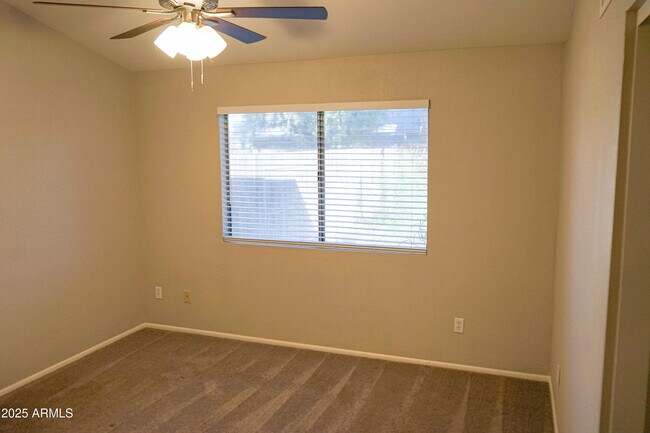 Building Photo - 5528 W Venus Way