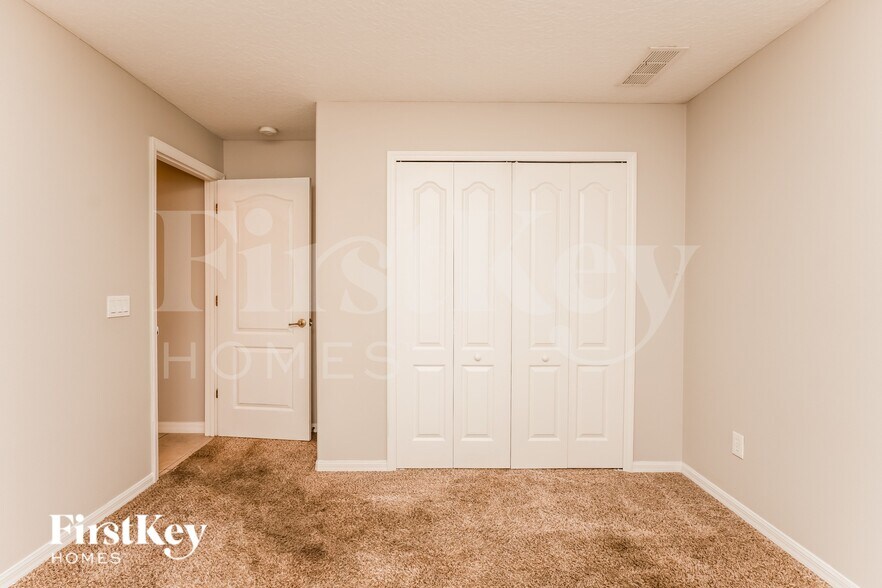 Building Photo - 1521 Clapton Dr