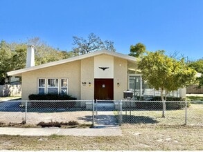 Building Photo - 1013 23rd St W