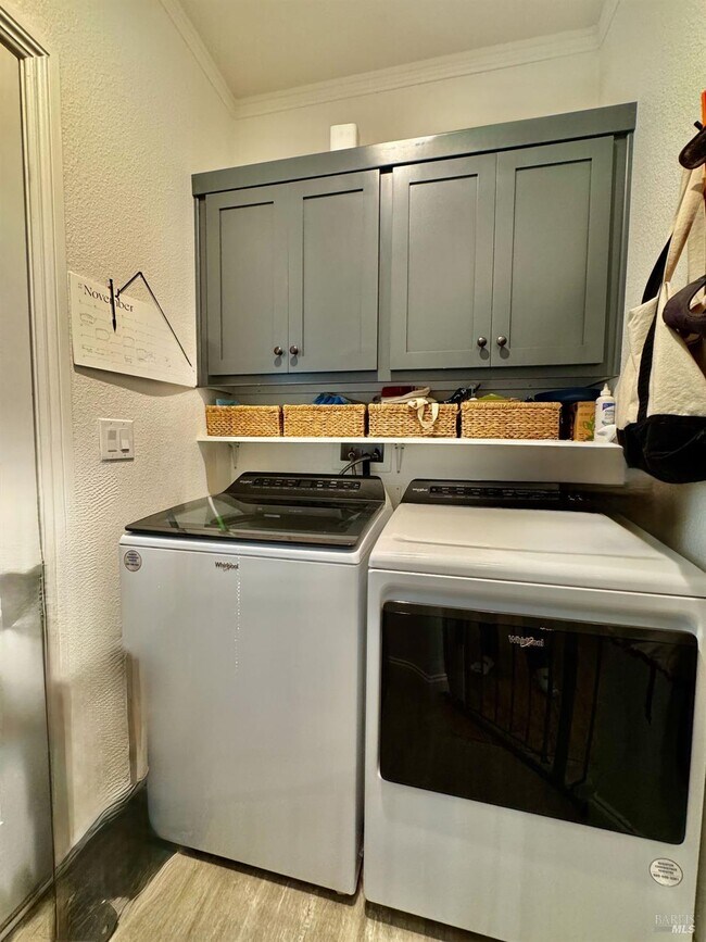 Building Photo - 1813 Fair Way