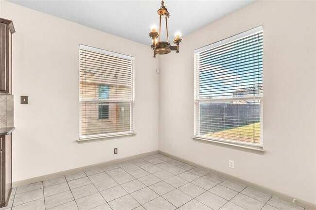 Building Photo - 12303 Stoneridge Gap Ln