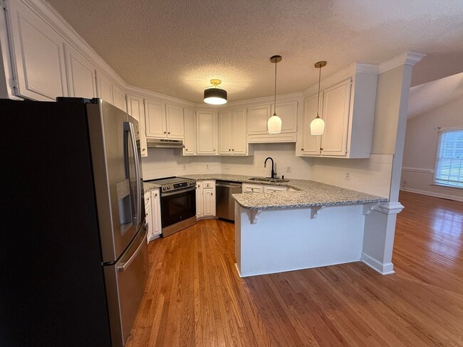 Building Photo - 3706 Trace Dr