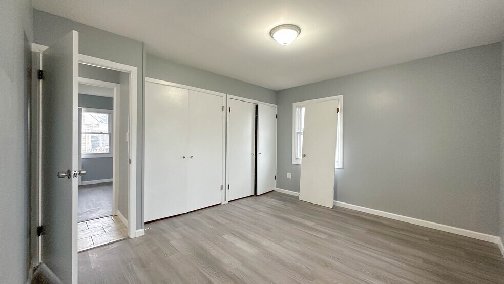 Building Photo - 32 Mullshire Ln