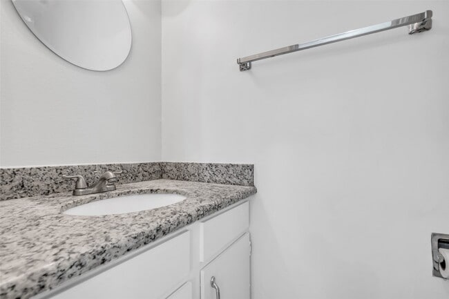 Building Photo - 14715 Barryknoll Ln