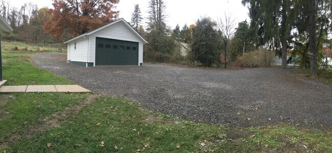 Building Photo - 3420 Harts Run Rd