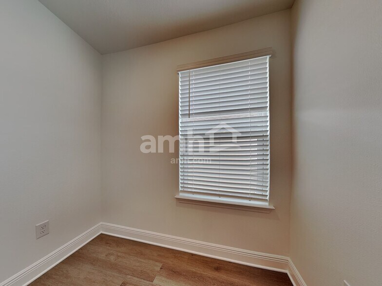 Building Photo - 6773 Atlantic Bch Ave