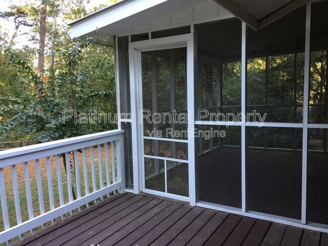 Building Photo - 9775 Loblolly Ln