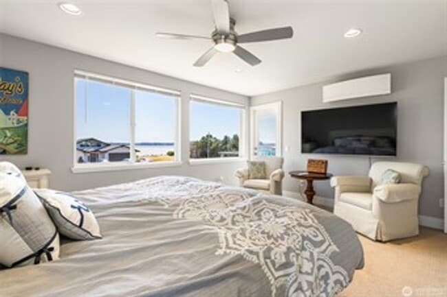 Building Photo - Gorgeous 5 Bedroom Home with Bayview - Bir...