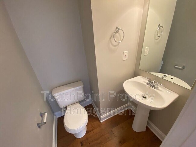 Building Photo - 252 Hurston Cir