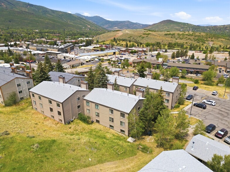 Building Photo - 1650 Upper Ironhorse Loop