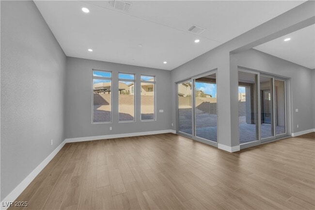 Building Photo - 10648 Stone Ledge Ave