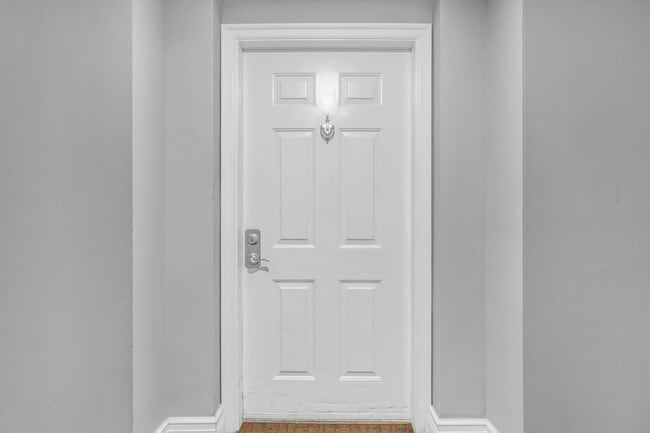 Building Photo - 651 Okeechobee Blvd