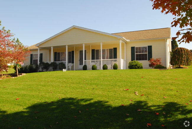 Building Photo - Heritage Village