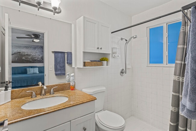 Building Photo - 8745 Sol Terrace