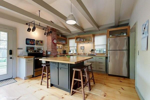 Building Photo - 300 Broadway