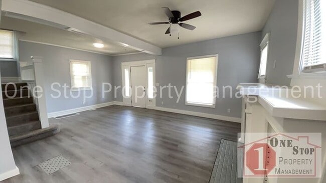 Building Photo - Charming 3-bedroom, 2-bath home in Kansas ...