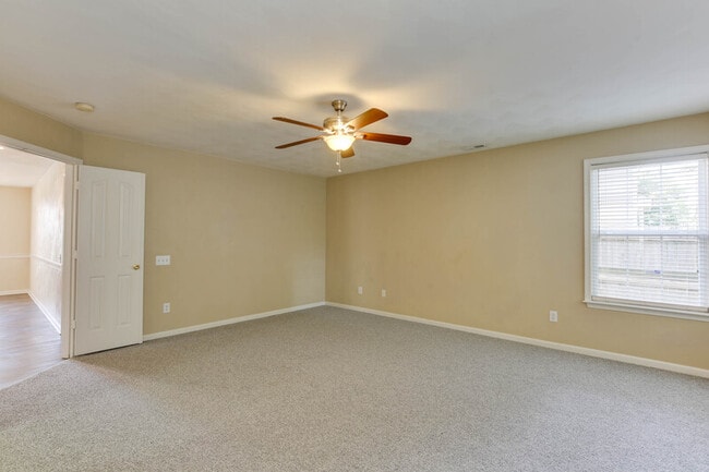 Building Photo - 1133 Lady Ashley Dr