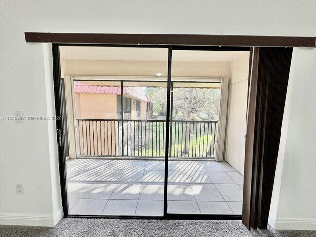 Building Photo - 8632 NW 34th Pl