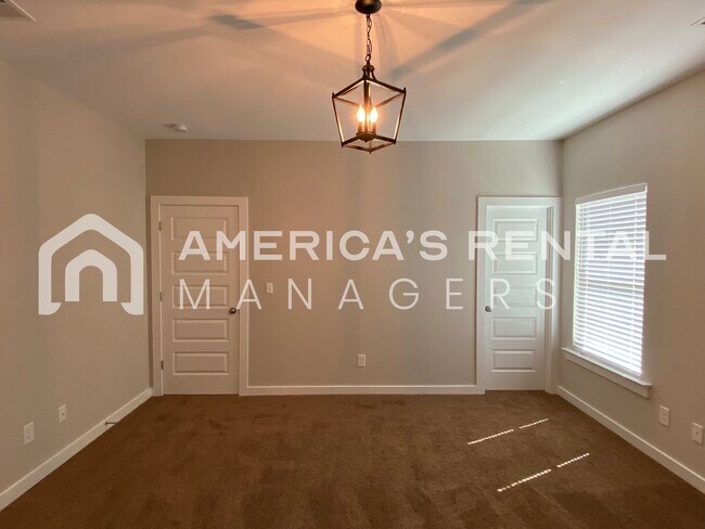 Building Photo - Home for Rent in Brookwood ... Available to View Now!!!