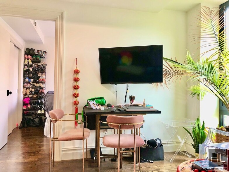 Building Photo - BUSHWICK AVENUE