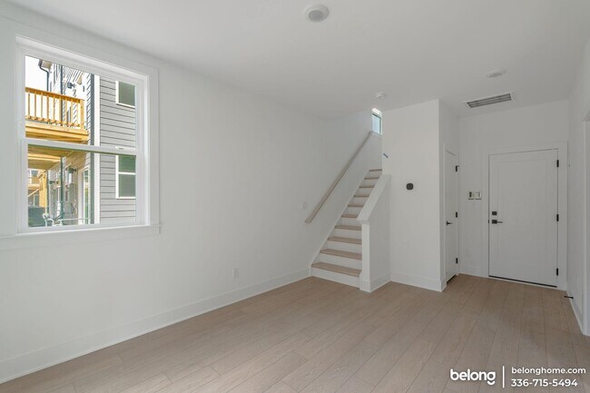 Building Photo - 2120 Opulent Oaks Ln