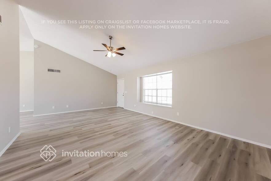 Building Photo - 4601 W Morrow Dr