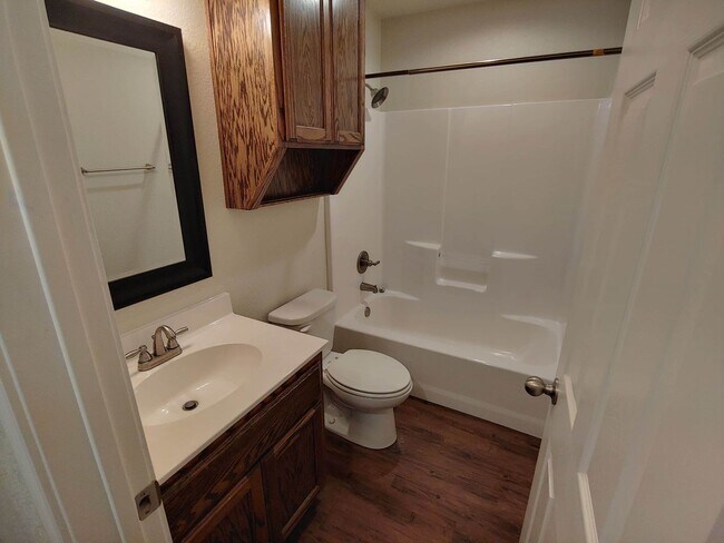 Building Photo - 228 Karem Cir