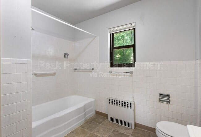 Building Photo - 7630 Whittington Dr